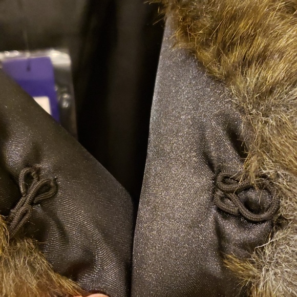 "New" Brown Faux Fur Vest - Picture 4 of 7